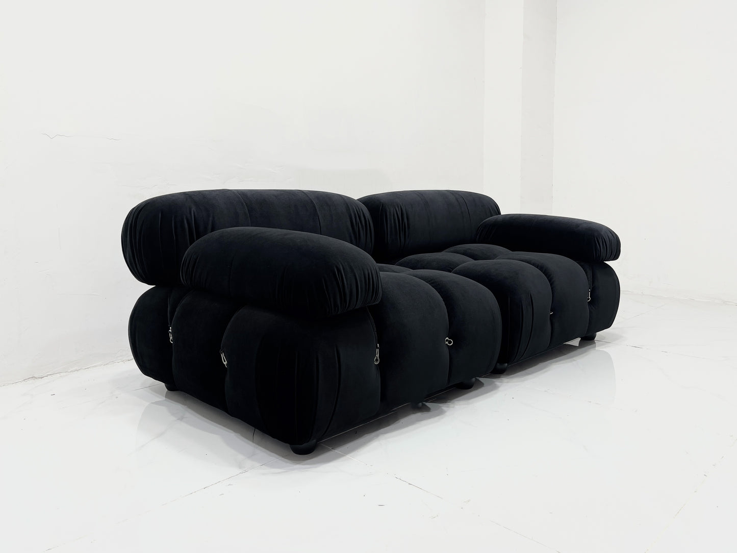 GIA Sofa - Black